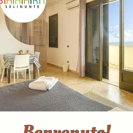 Bahari Beachfront Selinunte Apartment *